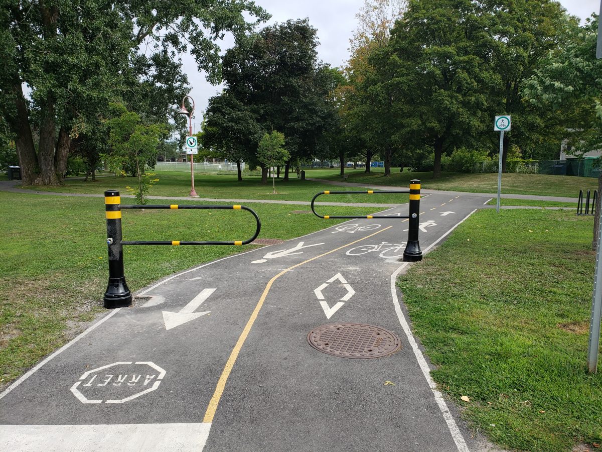 Chicane simple pour piste cyclable CHSX - Sécurité pistes cyclables - Trafic Innovation