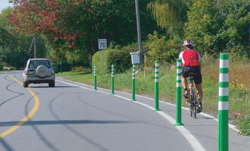 Délinéateur Deflex pour marquage de piste cyclable - Technologies - Trafic Innovation